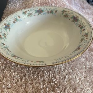 Favolina made in Poland serving bowl.